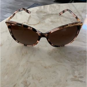 Never worn new Ralph Lauren sunglasses